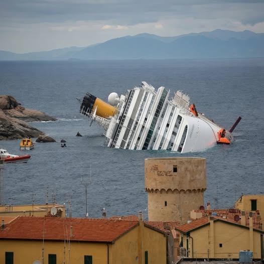 ¿Un crucero se volcó hace apenas unos minutos? Esto es lo que realmente puede confirmarse sobre la impactante imagen viral