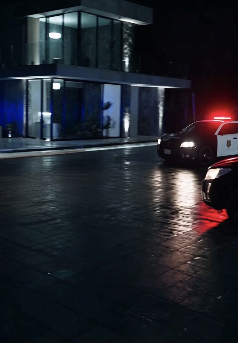 La policía rodeó la residencia de Adrián y un documento cambió el operativo
