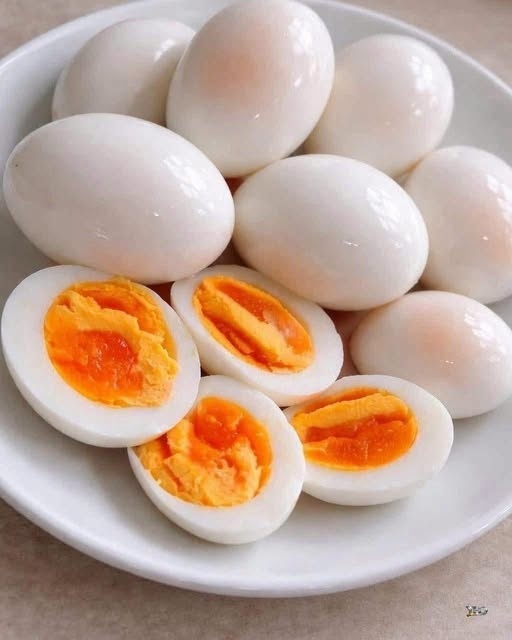 ¿QUÉ PASA EN TU CUERPO CUANDO COMES HUEVOS HERVIDOS CON FRECUENCIA? ESTO EXPLICAN LOS EXPERTOS